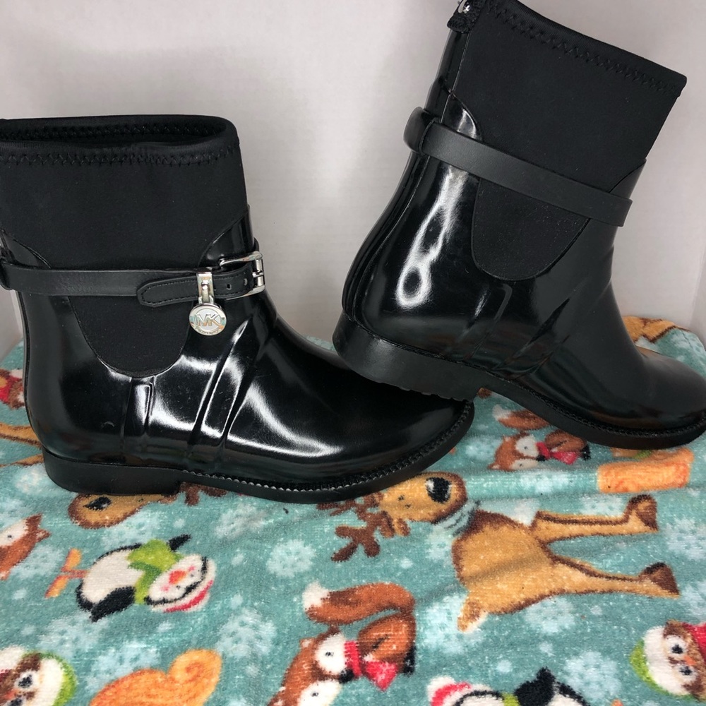👢Michael Kors boots